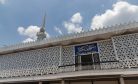 Should AI Convert to Islam? Should AI Convert to Islam?
